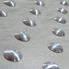 Bottoni podotattili in acciaio a sovrapposizione senza adesivo