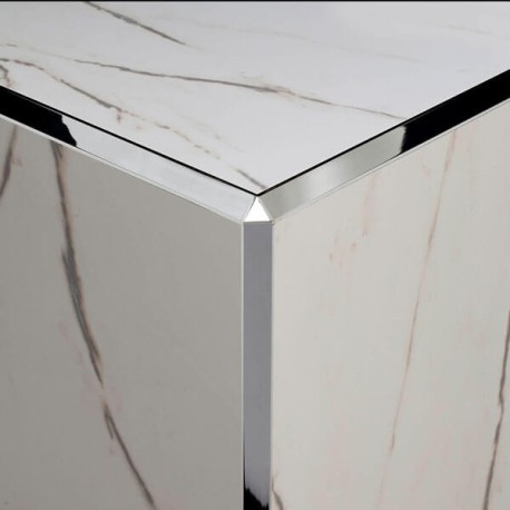Novobisel - Decorative beveled tile corner