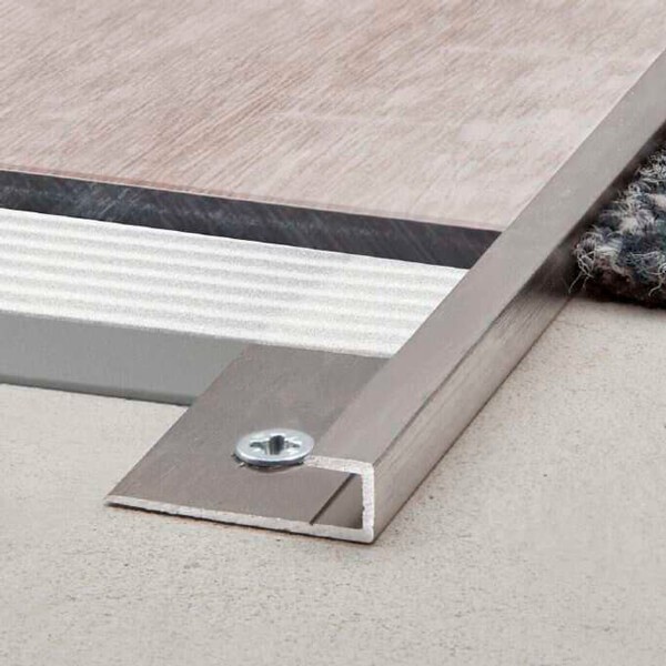 Perfil separador de pavimentos y terrazos en aluminio Novosepara 4