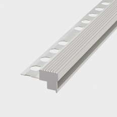 Novopeldaño 4 - Profili per gradini in acciaio inox 2